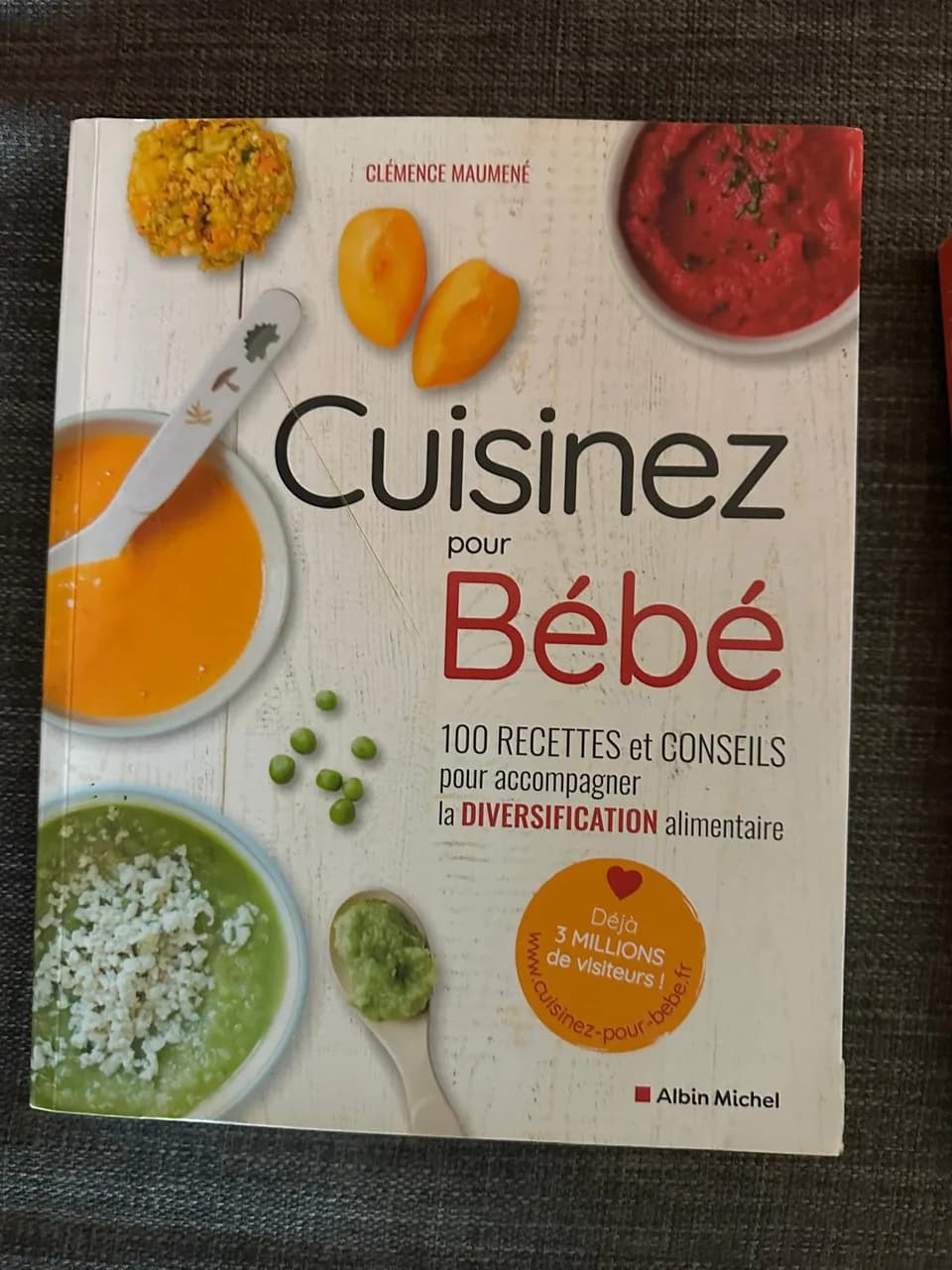 "Cuisinez pour Bébé" de Clémence Maumené.