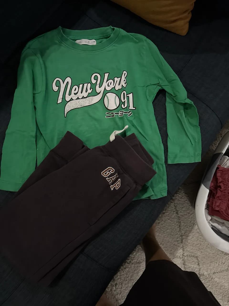 Ensemble pantalon - t shirt manche longue