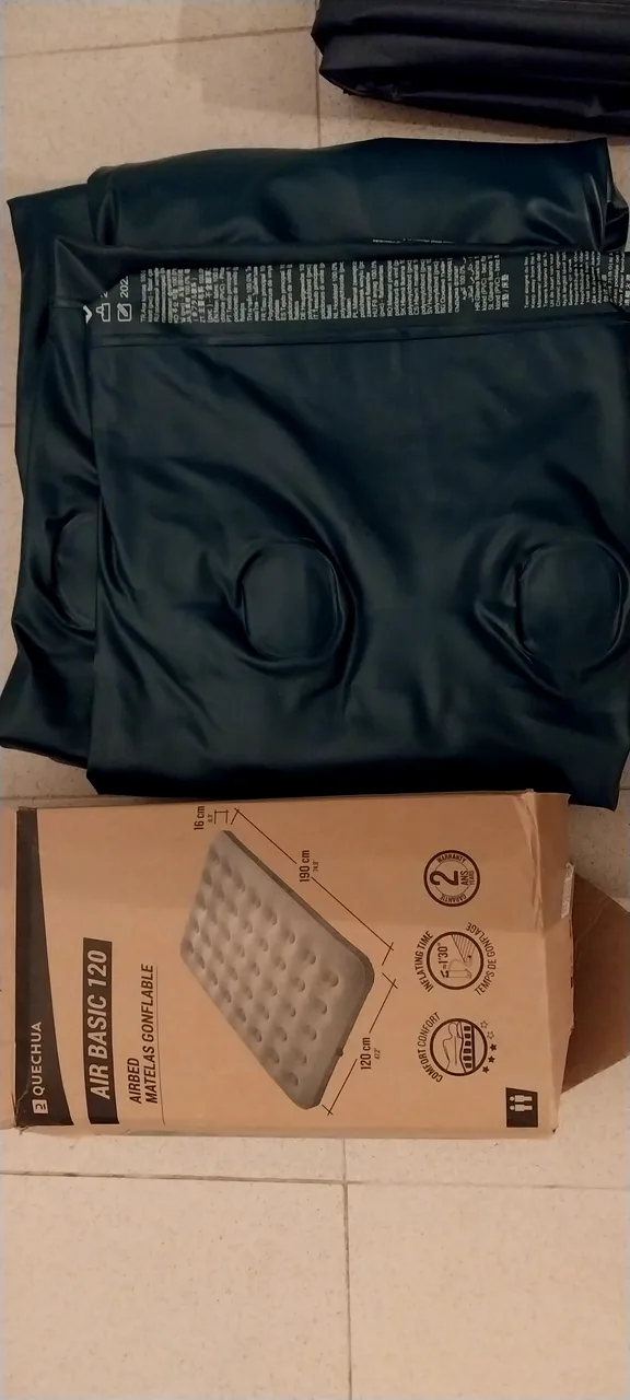 Matelas pneumatique et pompe